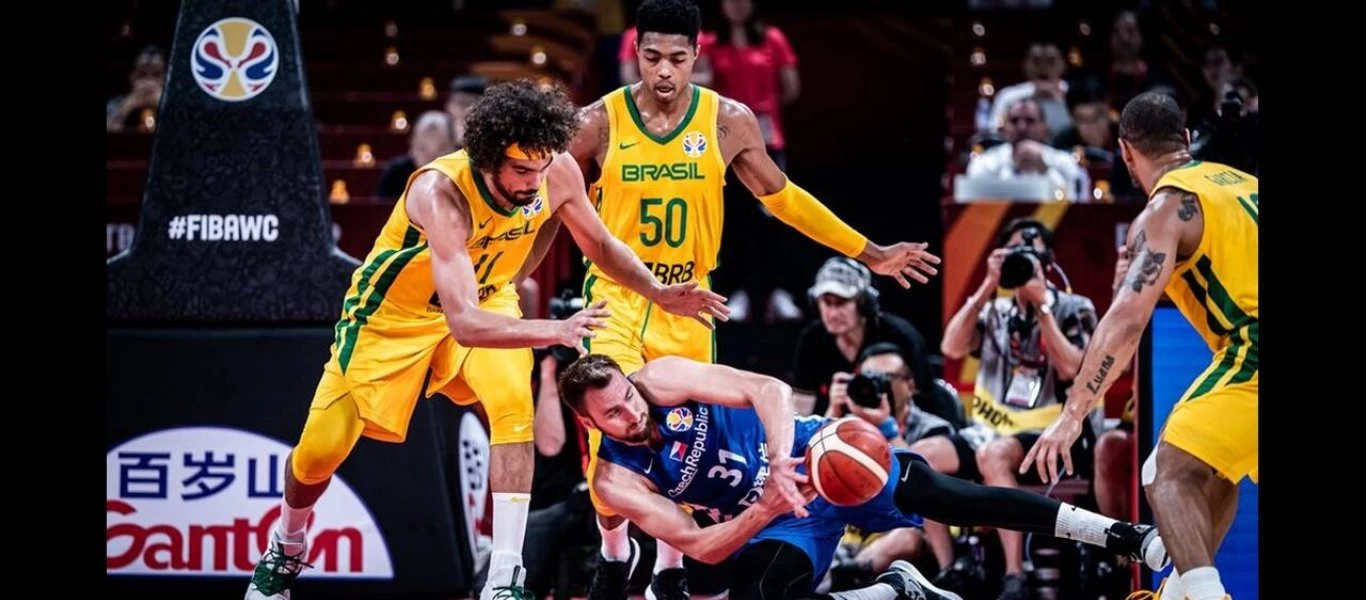 «Άτυπη» τιμωρία στους διαιτητές του Τσεχία - Ελλάδα - «Αποχαιρέτησαν» νωρίς το τουρνουά